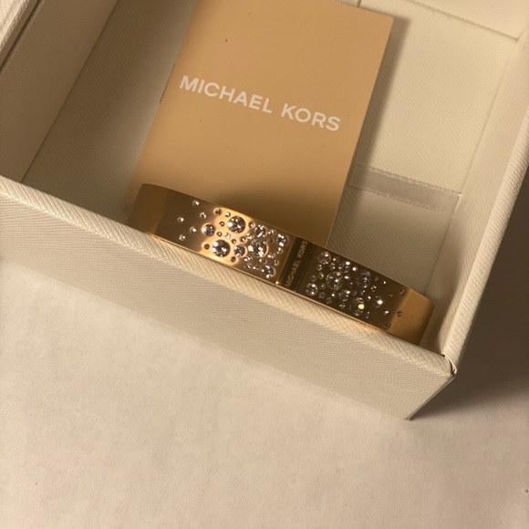 Michael Kors Rose Gold Bracelet - Picture 5 of 9